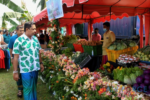 SLAF GREETS THE SINHALA & HINDU NEW YEAR WITH “AURUDU UDANAYA AND AURUDU POLA”