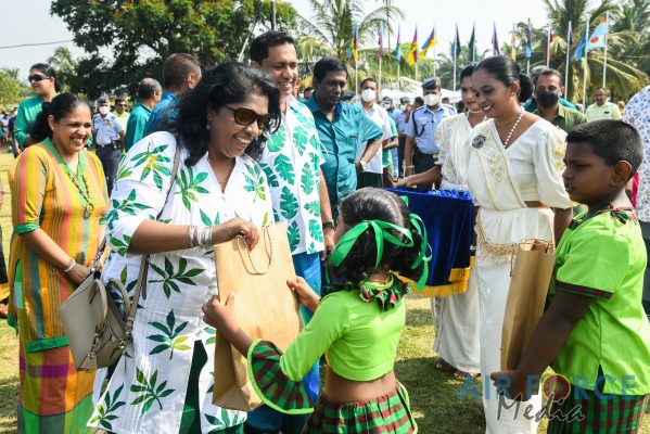 SLAF GREETS THE SINHALA & HINDU NEW YEAR WITH “AURUDU UDANAYA AND AURUDU POLA”