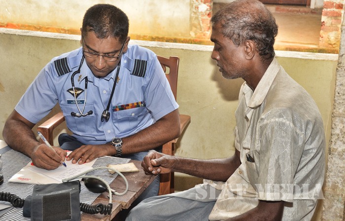 SLAF Medical Teams Assist flood victims at Ayagama