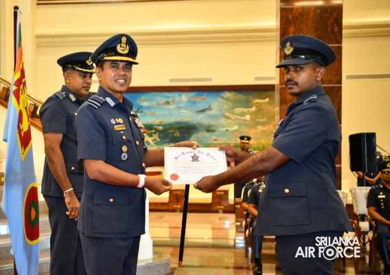 AWARDING
CEREMONY OF AIR CREW QUALIFICATION INSIGNIA AND CERTIFICATES OF
COMMENDATION