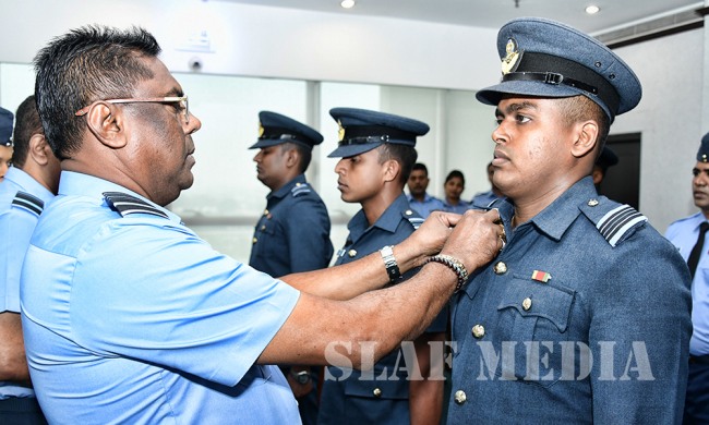 Awarding of Flight Engineer, Air Surveillance Brevets and Fighter Controller Badges