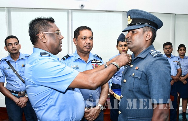 Awarding of Flight Engineer, Air Surveillance Brevets and Fighter Controller Badges