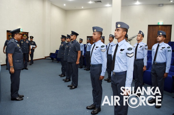 AWARDING CEREMONY OF QUALIFICATION INSIGNIA