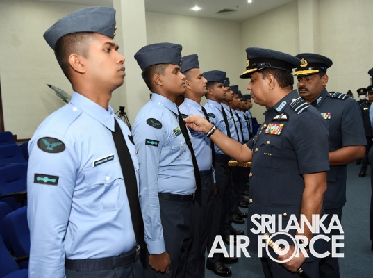 AWARDING CEREMONY OF QUALIFICATION INSIGNIA