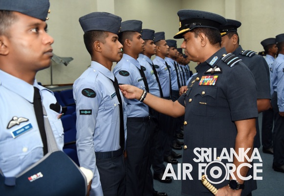 AWARDING CEREMONY OF QUALIFICATION INSIGNIA
