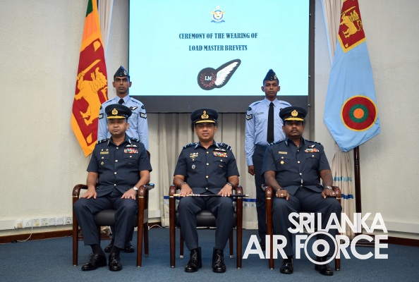 AWARDING CEREMONY OF QUALIFICATION INSIGNIA