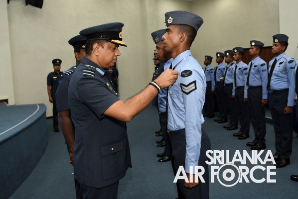 AWARDING CEREMONY OF QUALIFICATION INSIGNIA
