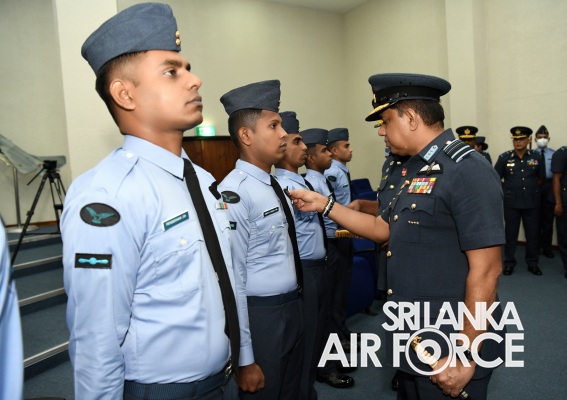 AWARDING CEREMONY OF QUALIFICATION INSIGNIA