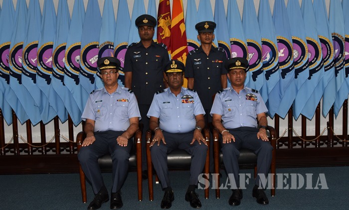 Awarding of Flight Engineers, UAV Pilot, Fighter Controller and Air Gunner Badges