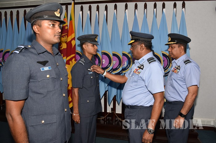 Awarding of Flight Engineers, UAV Pilot, Fighter Controller and Air Gunner Badges