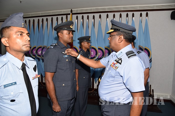 Awarding of Flight Engineers, UAV Pilot, Fighter Controller and Air Gunner Badges