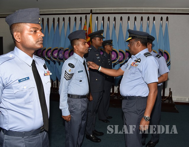 Awarding of Flight Engineers, UAV Pilot, Fighter Controller and Air Gunner Badges