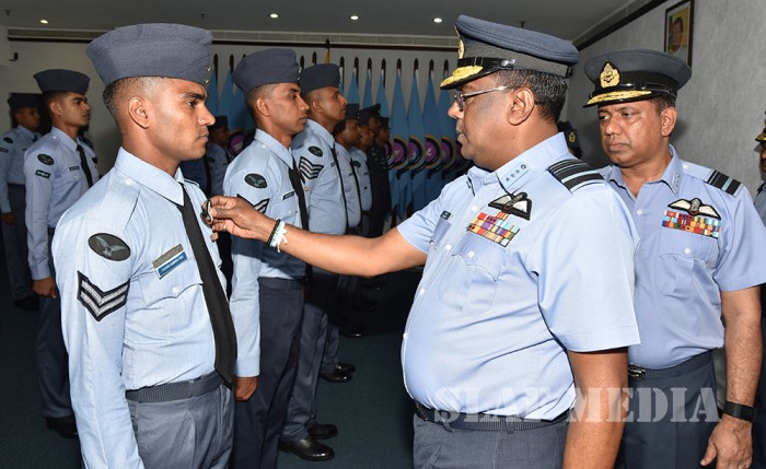 Awarding of Flight Engineers, UAV Pilot, Fighter Controller and Air Gunner Badges