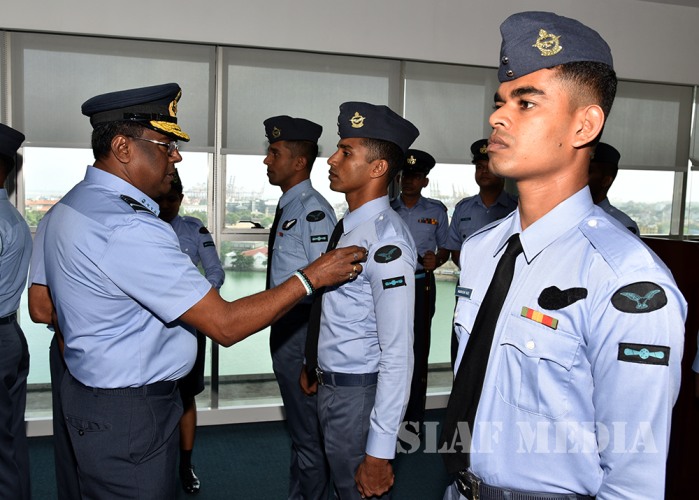 Awarding of Flight Engineers, UAV Pilot, Fighter Controller and Air Gunner Badges