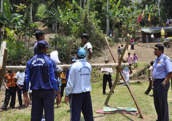 Bakmaha Ulela At B/ Piyarapandova Junior School, Helehalpe, Bandarawela