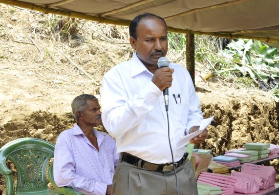 Bakmaha Ulela At B/ Piyarapandova Junior School, Helehalpe, Bandarawela