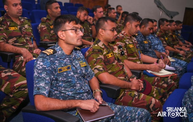 BANGLADESH DEFENCE SERVICES COMMAND AND STAFF COURSE DELEGATION
VISITS AIR FORCE HEADQUARTERS