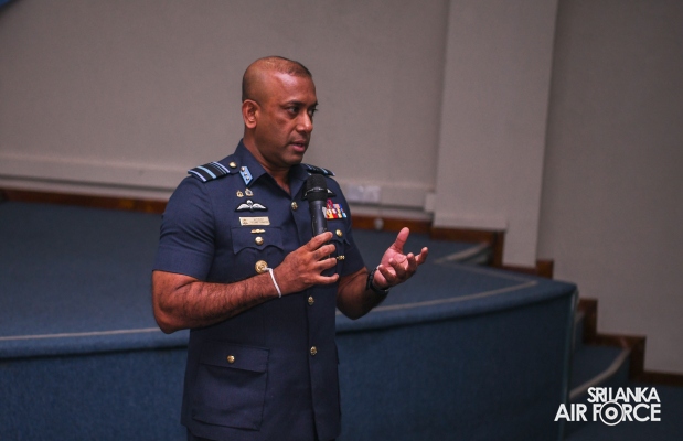 BANGLADESH DEFENCE SERVICES COMMAND AND STAFF COURSE DELEGATION
VISITS AIR FORCE HEADQUARTERS