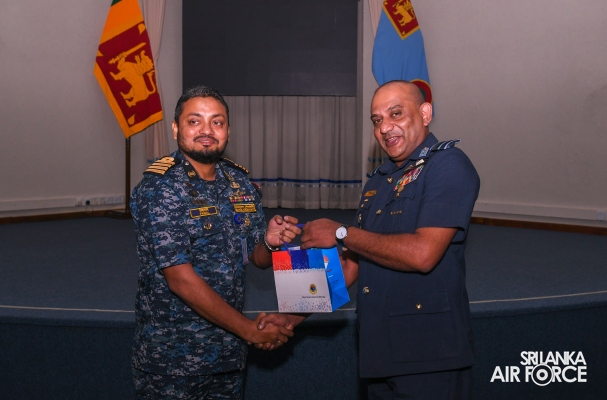 BANGLADESH DEFENCE SERVICES COMMAND AND STAFF COURSE DELEGATION
VISITS AIR FORCE HEADQUARTERS