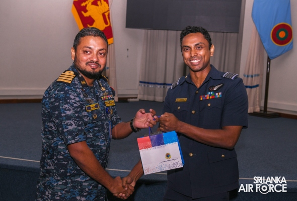 BANGLADESH DEFENCE SERVICES COMMAND AND STAFF COURSE DELEGATION
VISITS AIR FORCE HEADQUARTERS