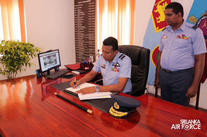 CHANGE OF COMMAND OF SLAF BASE ANURADHAPURA