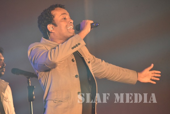 “Bathiya and Santhush Live in Concert” with Umariya