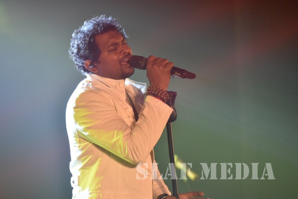 “Bathiya and Santhush Live in Concert” with Umariya