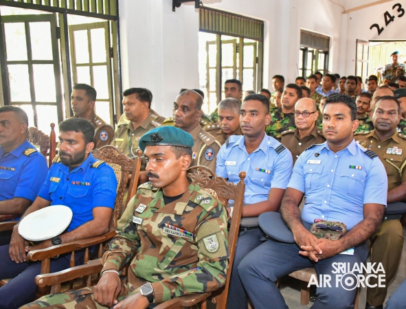 SECRETARY DEFENCE CONDUCTS SECURITY ASSESSMENT VISIT TO BATTICALOA