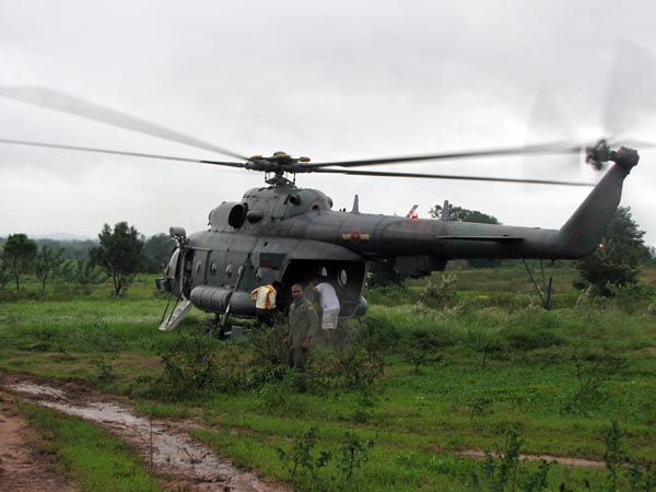 46 Rescued by SLAF Choppers from Batti Floods