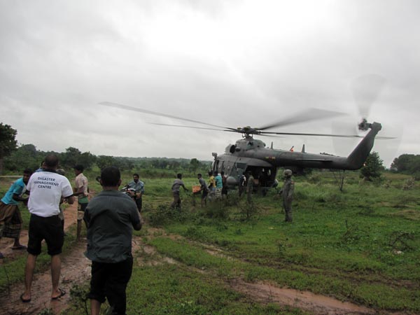 46 Rescued by SLAF Choppers from Batti Floods