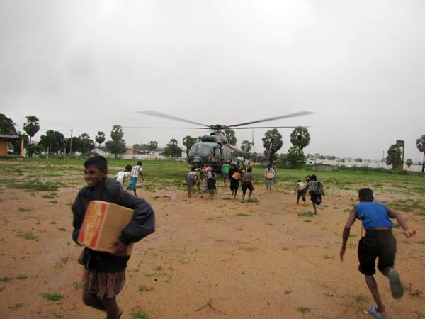 46 Rescued by SLAF Choppers from Batti Floods