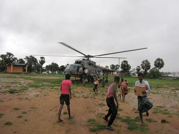 46 Rescued by SLAF Choppers from Batti Floods