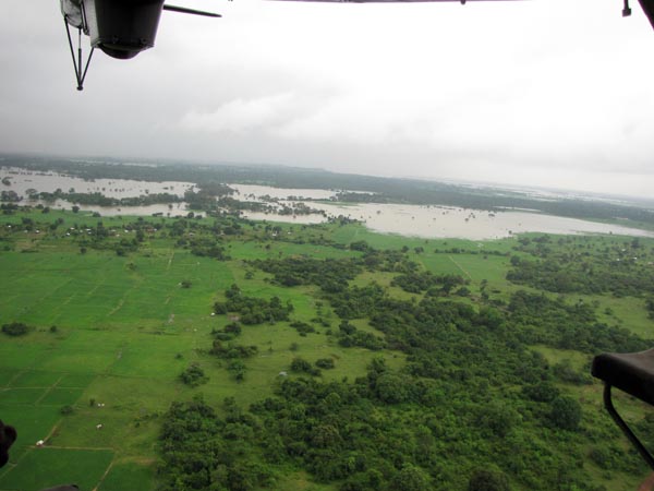 46 Rescued by SLAF Choppers from Batti Floods