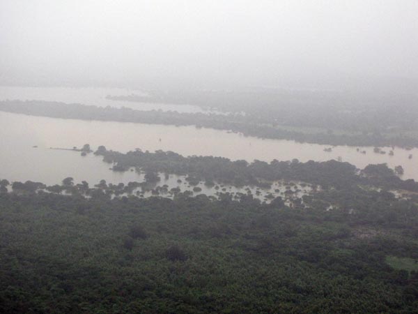 46 Rescued by SLAF Choppers from Batti Floods