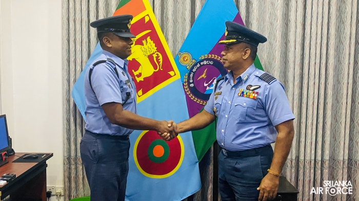 CHANGE OF COMMAND AT SLAF STATION BATTICALOA