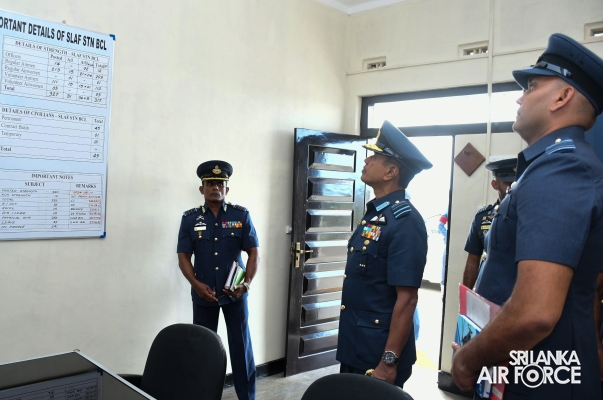 COMMANDER’S INSPECTION AT SLAF STATION BATTICALOA