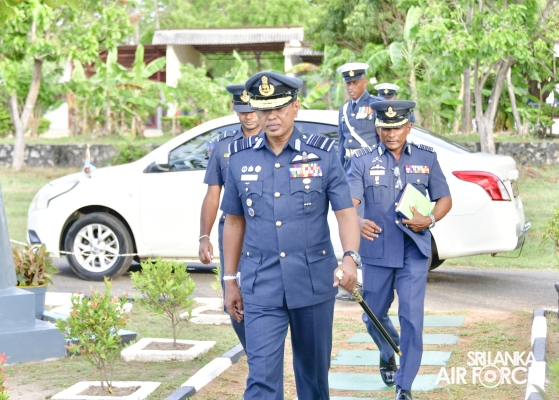 COMMANDER’S INSPECTION AT SLAF STATION BATTICALOA