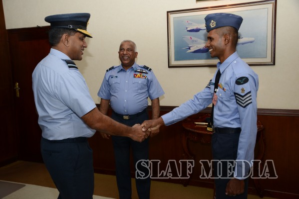 Best Airman 2014 Award Winner F/Sgt Jayathilake NR Promoted to the Rank of Warrant Officer
