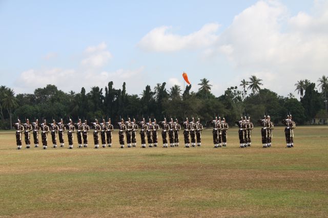 பிரமாண்டமான பரிசூட் பயிற்ச்சி நிறைவு விழா