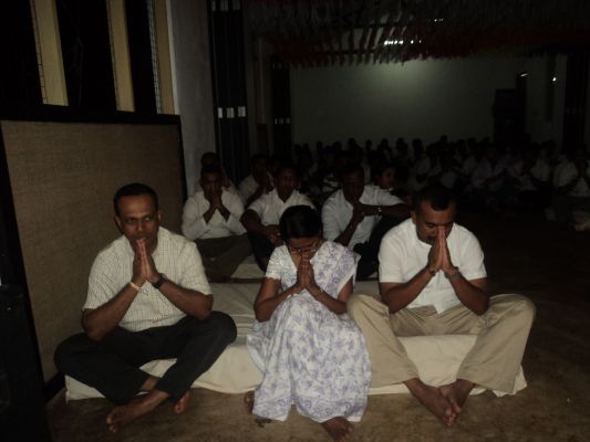 போர் வீரர்களுக்கான ஆசிர்வாத நிகழ்ச்சி.