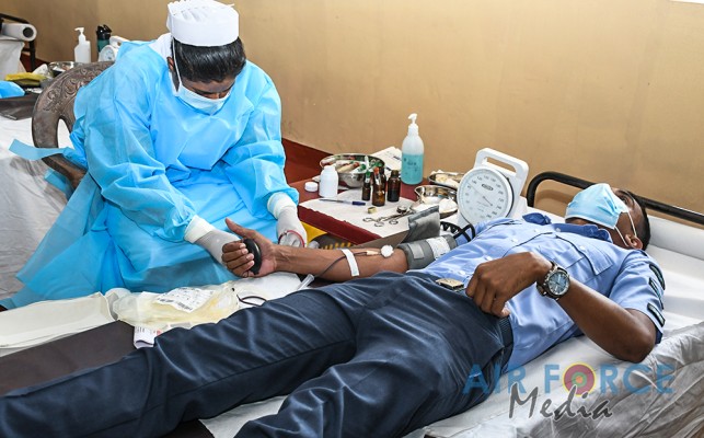 SLAF BASE HINGURAKGODA CONDUCS BLOOD DONATION CAMPAIGN