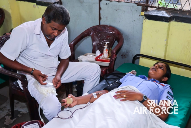 SEVA VANITHA UNIT OF SLAF BASE KATUNAYAKE CONDUCTS A BLOOD DONATION CAMPAIGN