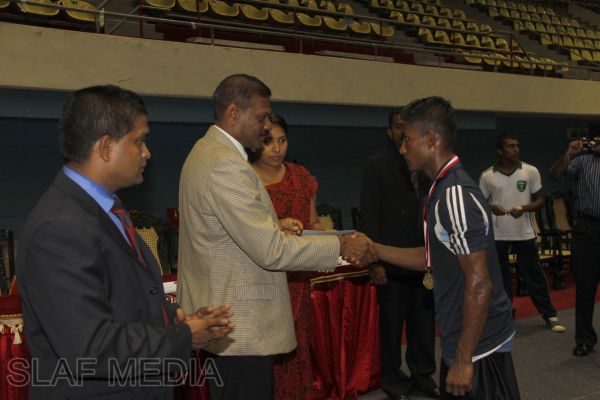 Air Force Boxing Team
does well at novices Championship Boxing Meet