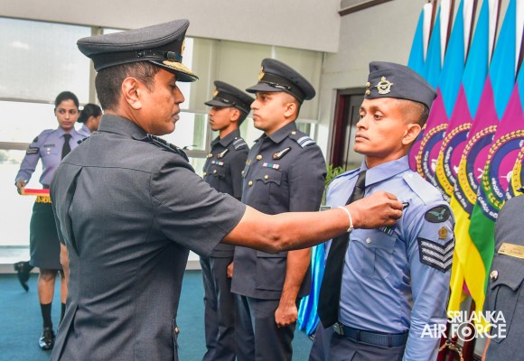 AWARDING
CEREMONY OF AIR CREW QUALIFICATION INSIGNIA
