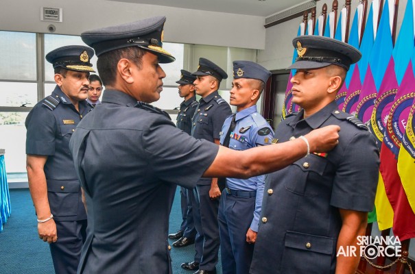 AWARDING
CEREMONY OF AIR CREW QUALIFICATION INSIGNIA