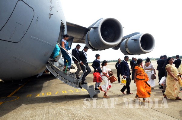 Tri-Service Personnel with Family Members ‘Bodhgaya'