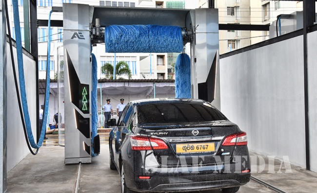 Commander declares open First Fully automated vehicle washing plant of the SLAF