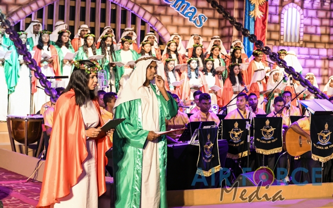 The Air Force celebrates the “Magique of Christmas” at Eagles’ Lake Side