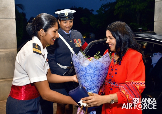 SLAF
SPREADS THE JOY OF THE SEASON WITH “A CHRISTMAS MIRACLE
