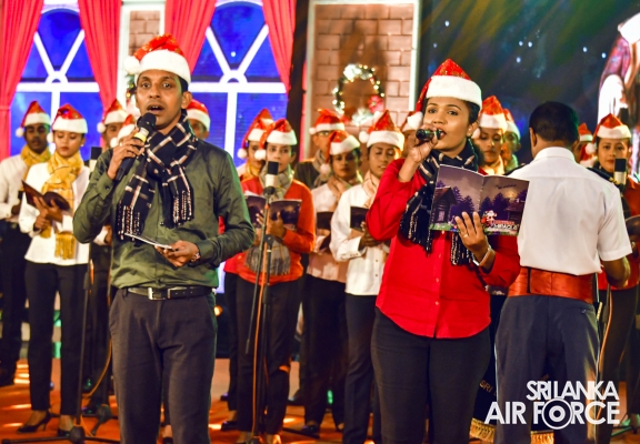 SLAF
SPREADS THE JOY OF THE SEASON WITH “A CHRISTMAS MIRACLE